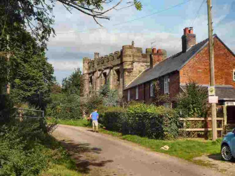 Mackworth Village Estate Mackwort Castle All Saints' Church