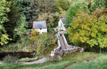 Viators Bridge, Milldale